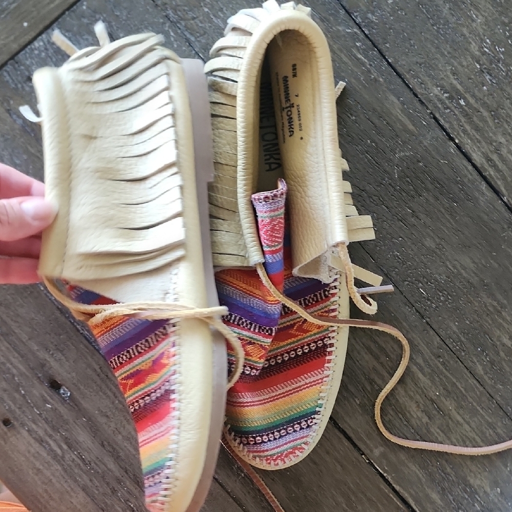 Colorful Patterned Moccasins - Picture 3 of 8